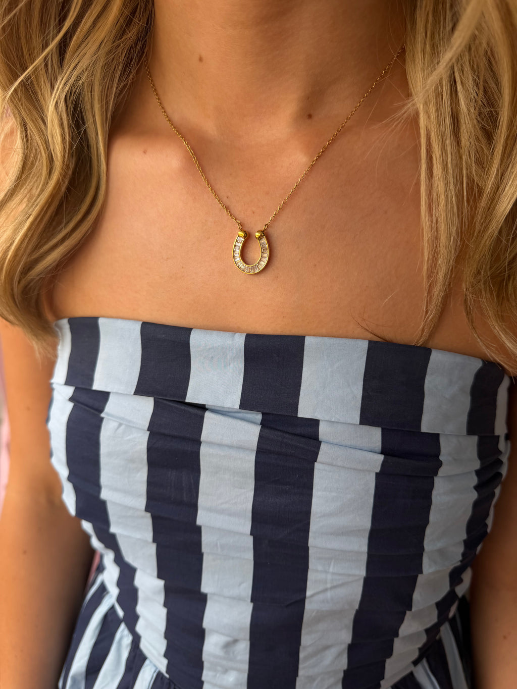 18K Horseshoe Necklace