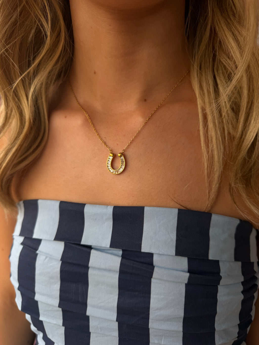 18K Horseshoe Necklace